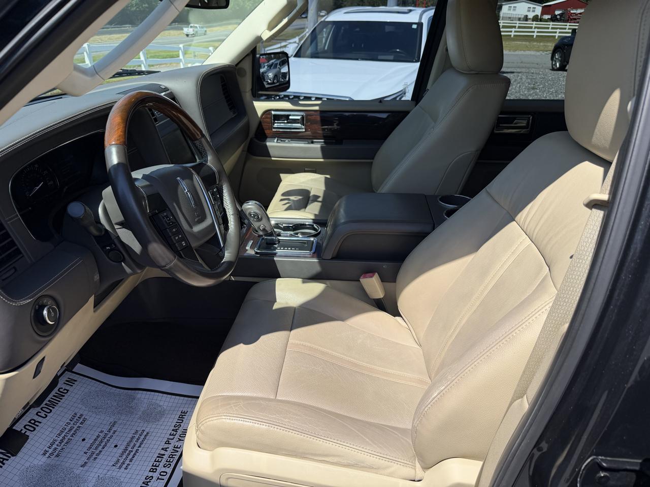 Lincoln Navigator 4WD 2015