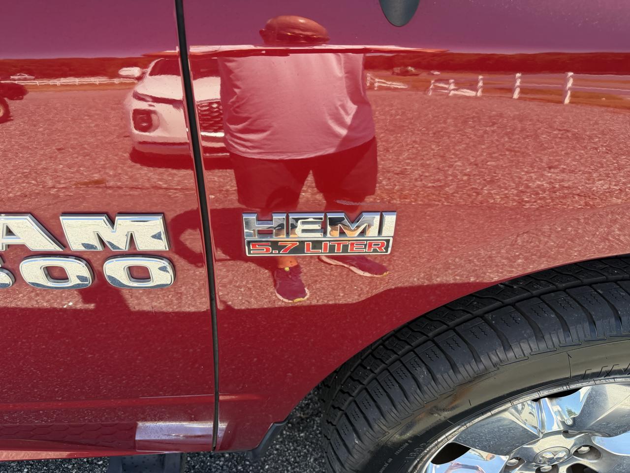 RAM 1500 SLT Crew Cab SWB 4WD 2015