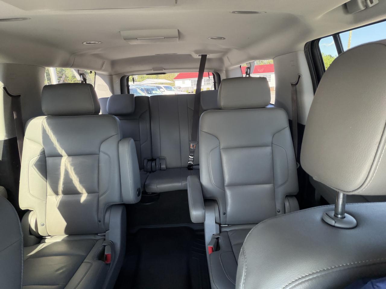 Chevrolet Suburban LT 4WD 2017