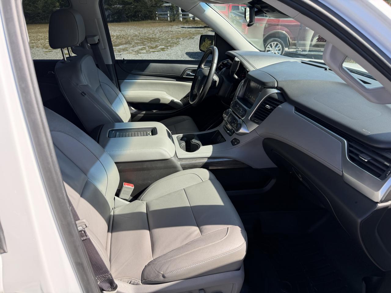 Chevrolet Suburban LT 4WD 2017