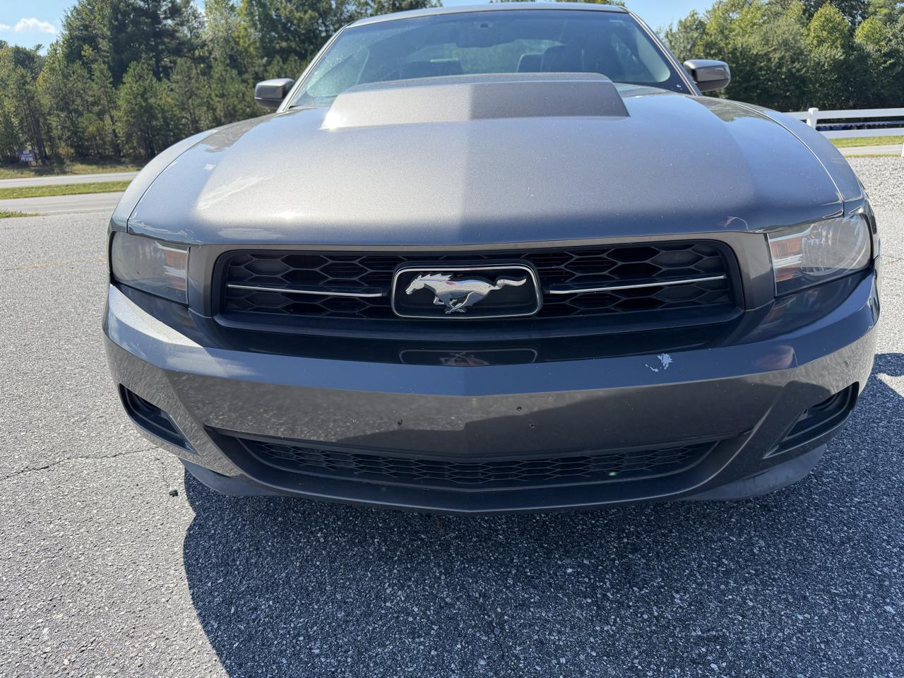 Ford Mustang V6 Coupe 2011