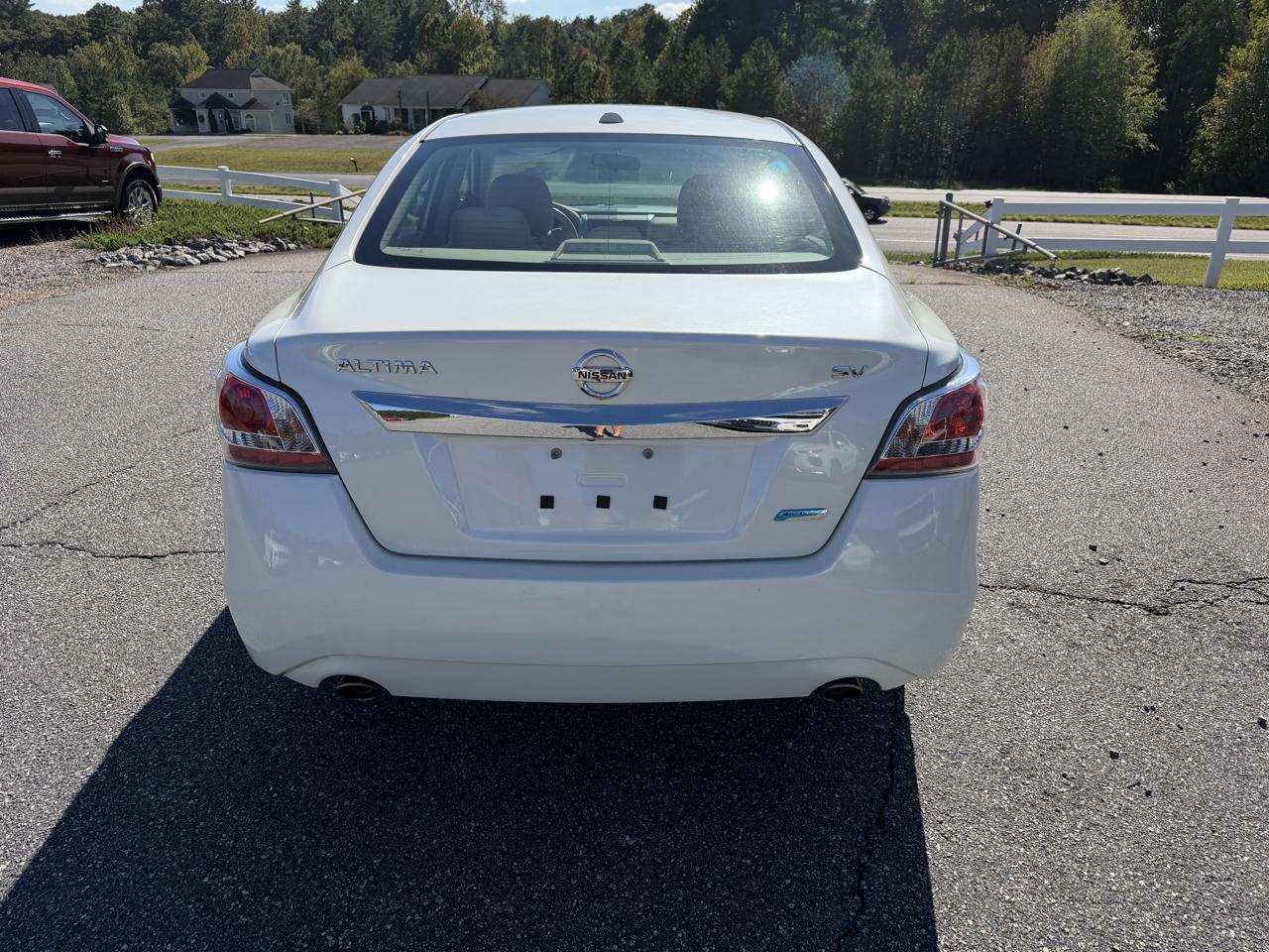 Nissan Altima 2.5 SV 2014
