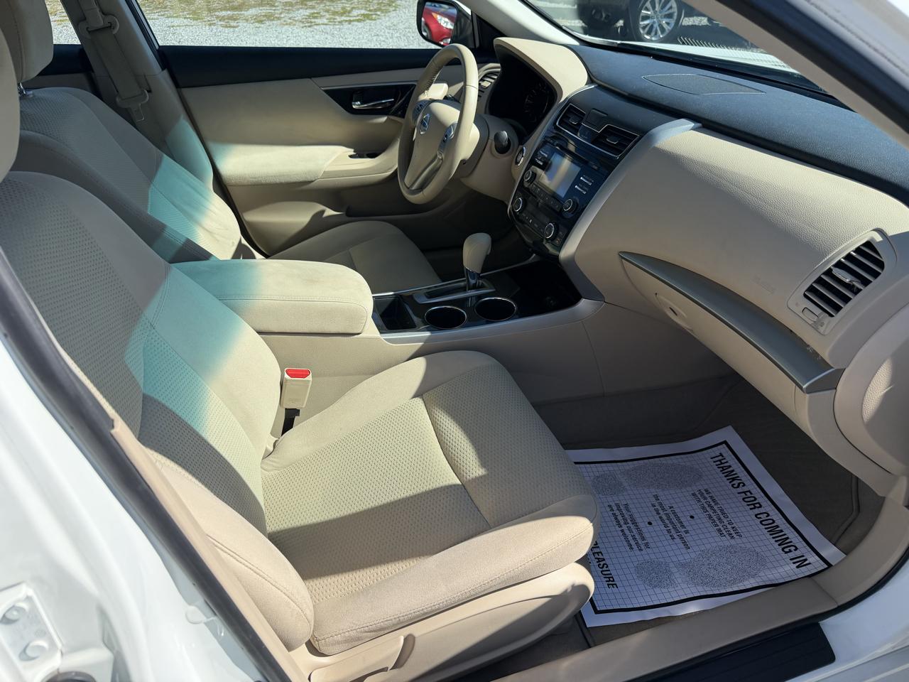 Nissan Altima 2.5 SV 2014