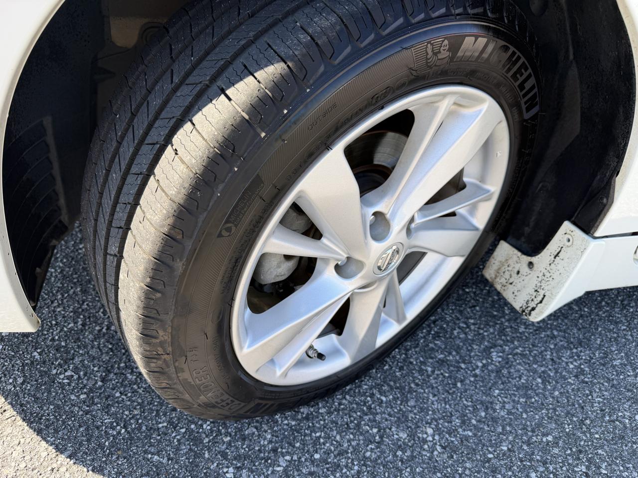 Nissan Altima 2.5 SV 2014