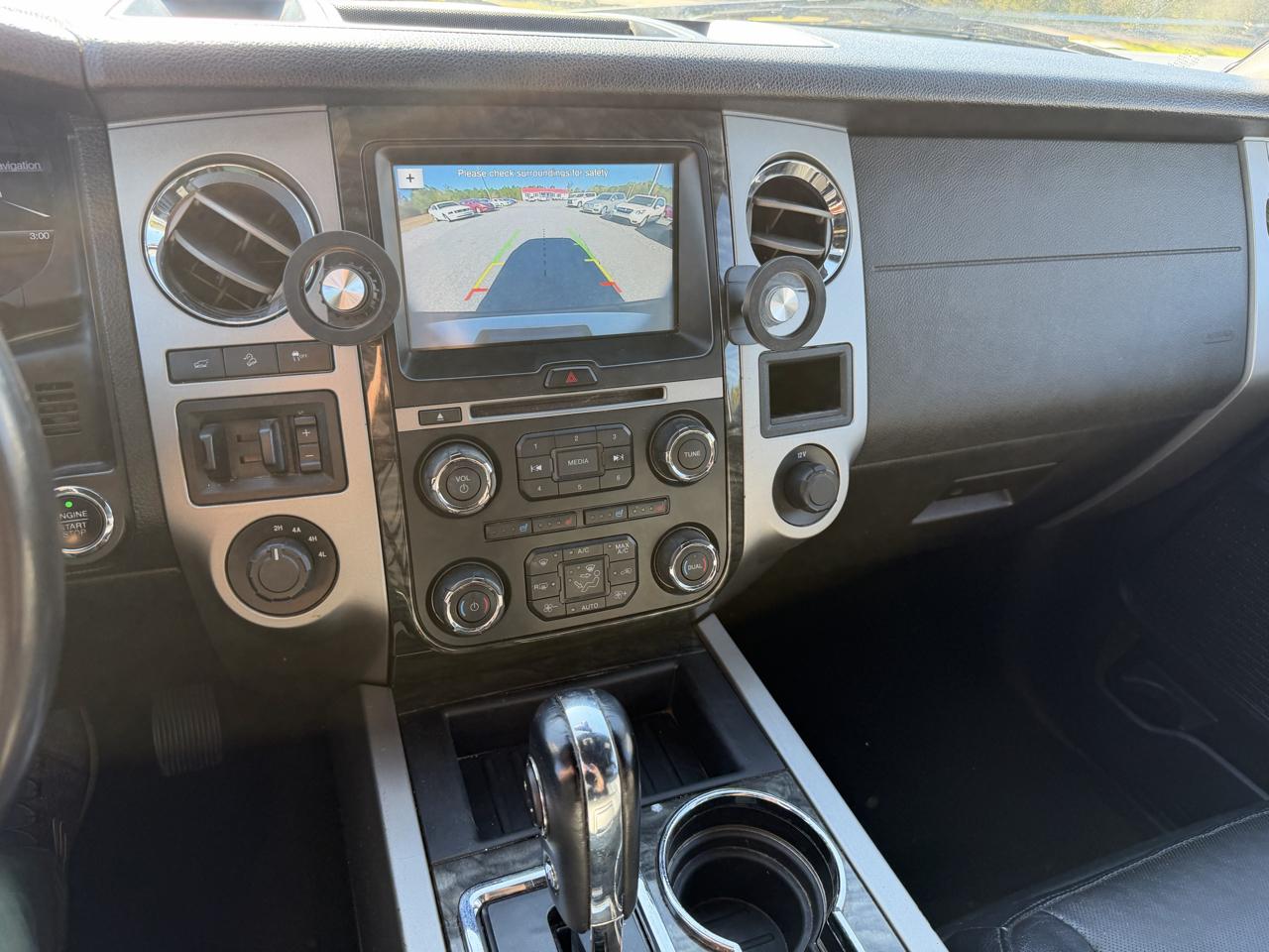 Ford Expedition EL Limited 4WD 2016
