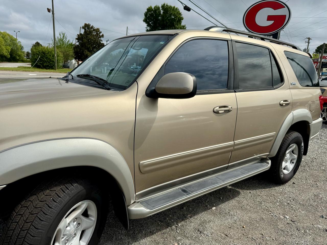 Toyota Sequoia SR5 4WD 2002