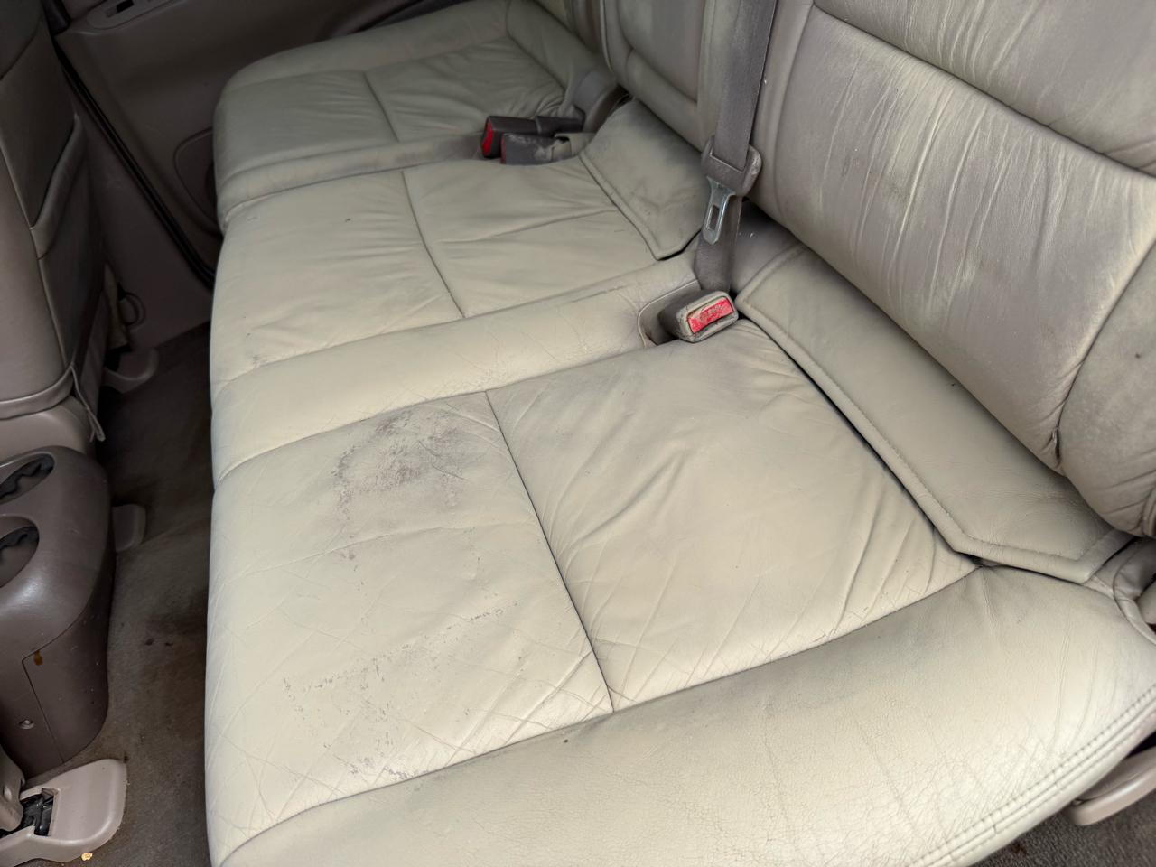 Toyota Sequoia SR5 4WD 2002