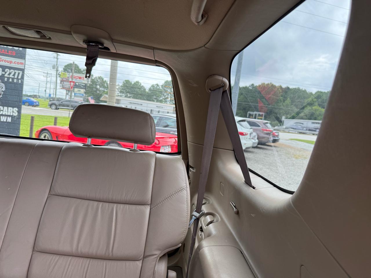Toyota Sequoia SR5 4WD 2002