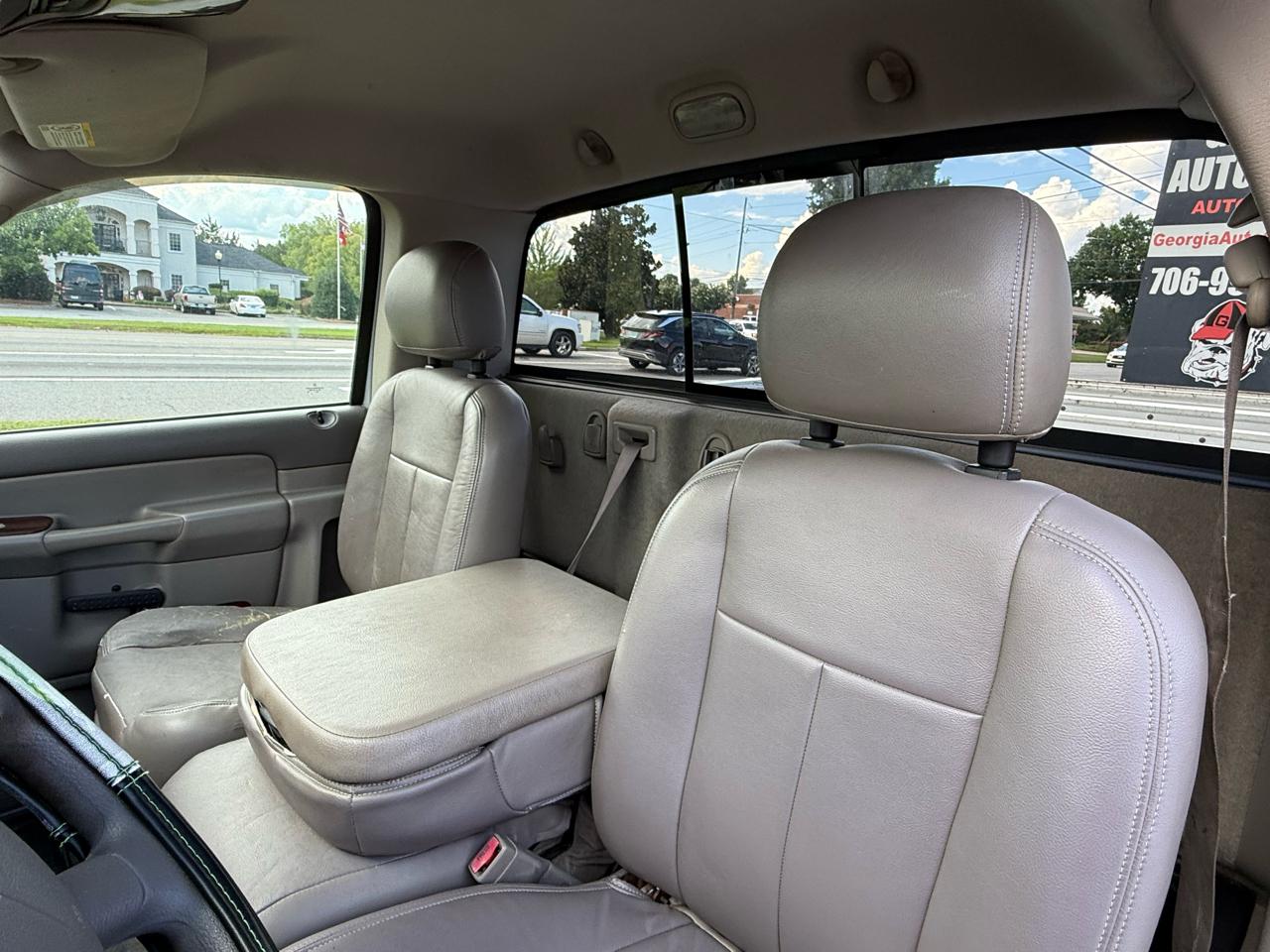 Dodge Ram 1500 ST Long Bed 2WD 2005
