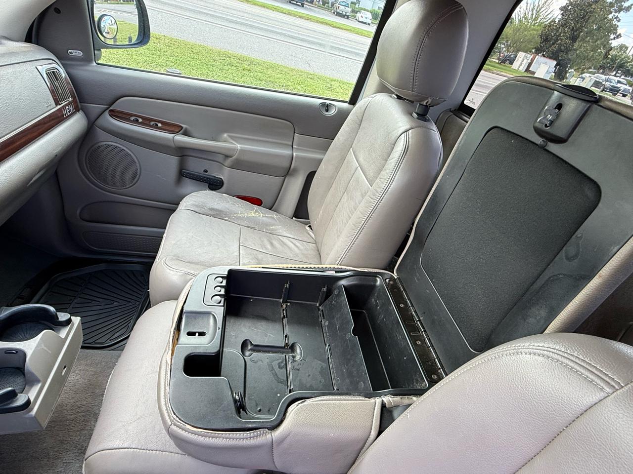 Dodge Ram 1500 ST Long Bed 2WD 2005