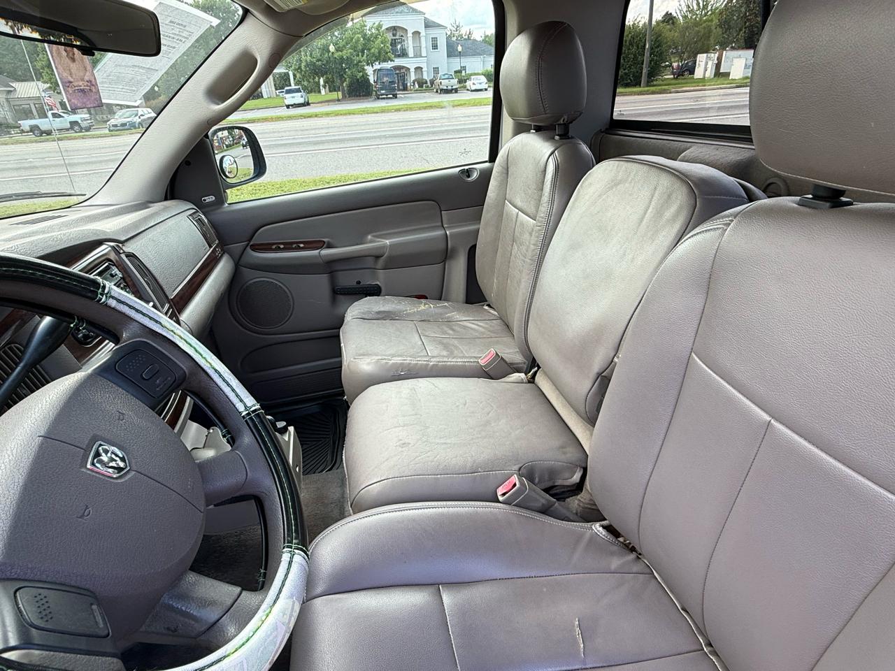 Dodge Ram 1500 ST Long Bed 2WD 2005