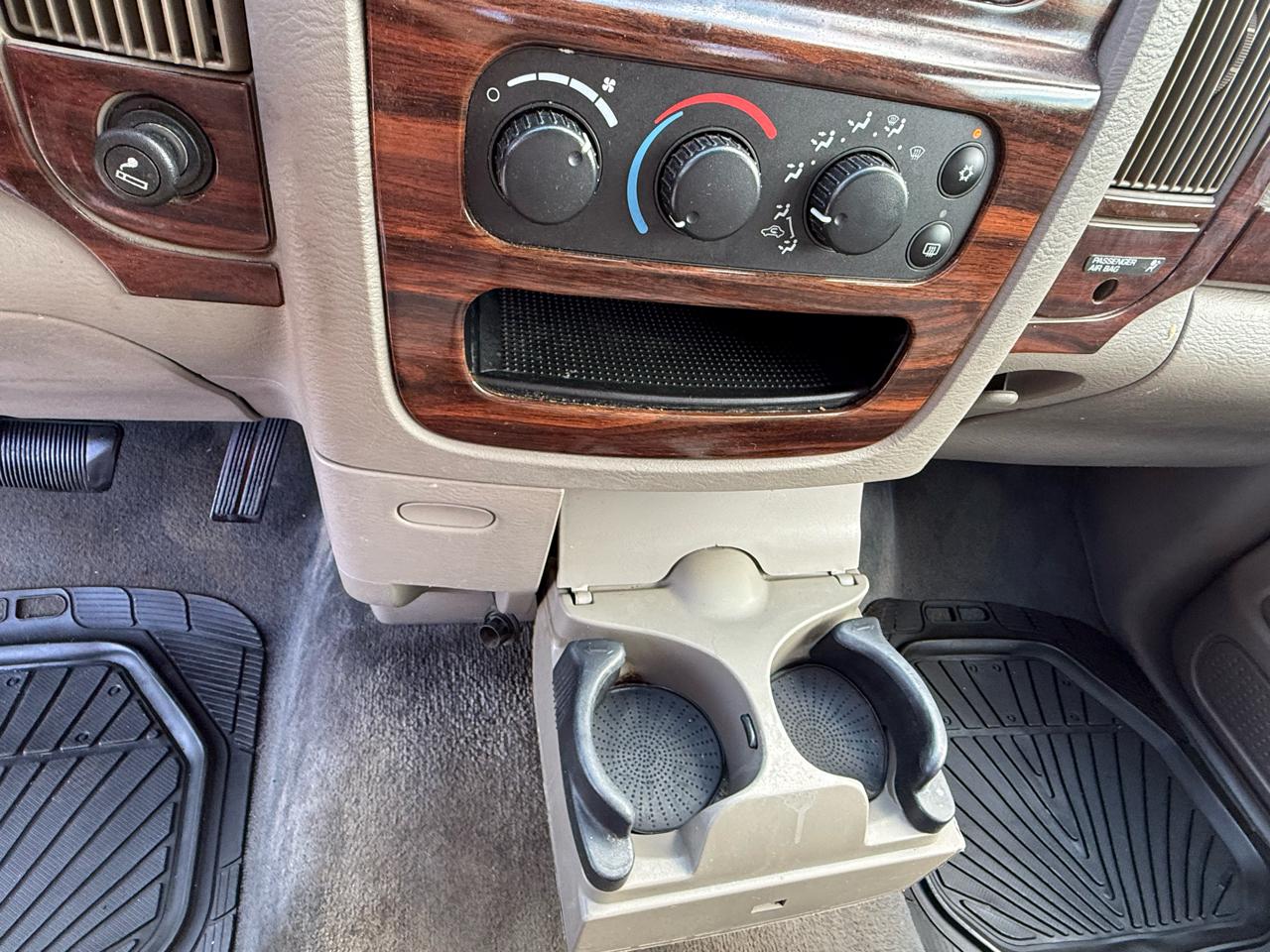 Dodge Ram 1500 ST Long Bed 2WD 2005