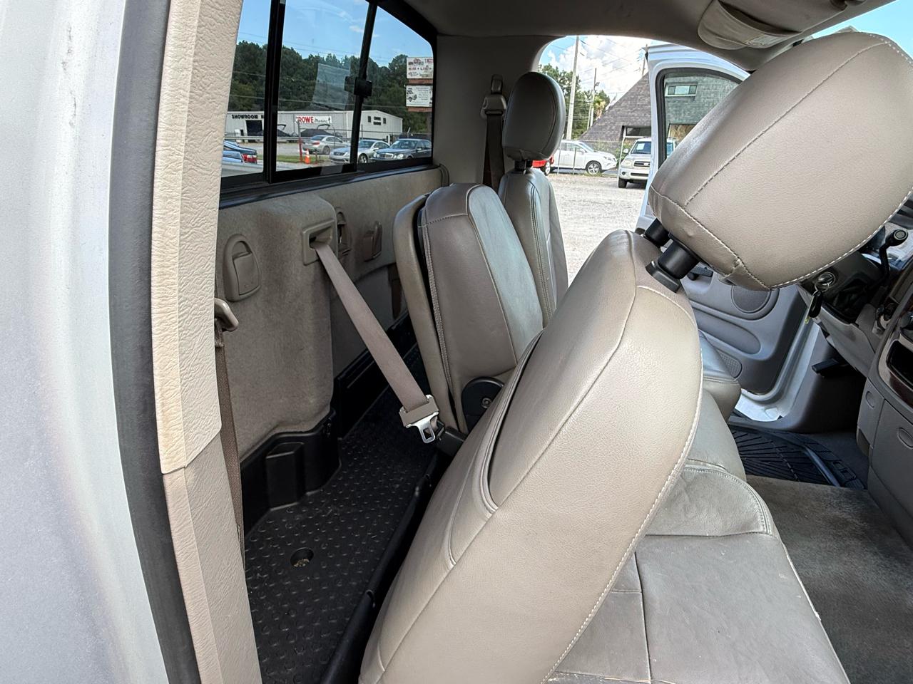 Dodge Ram 1500 ST Long Bed 2WD 2005