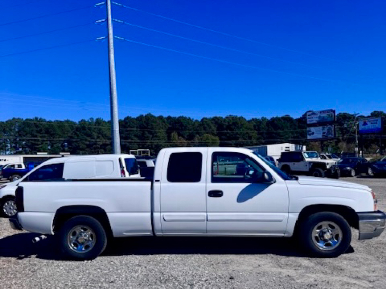 Chevrolet Silverado 1500 Work Truck Ext. Cab Short Bed 2WD 2004 Chevrolet Silverado 1500 Work Truck Ext. Cab Short Bed 2WD 2004