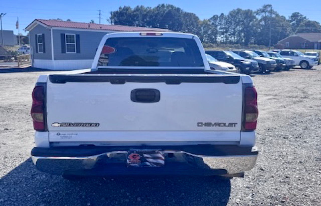 Chevrolet Silverado 1500 Work Truck Ext. Cab Short Bed 2WD 2004 Chevrolet Silverado 1500 Work Truck Ext. Cab Short Bed 2WD 2004