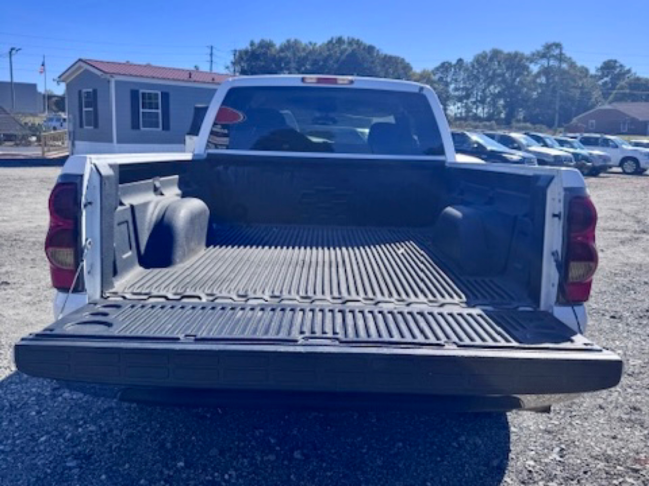Chevrolet Silverado 1500 Work Truck Ext. Cab Short Bed 2WD 2004 Chevrolet Silverado 1500 Work Truck Ext. Cab Short Bed 2WD 2004