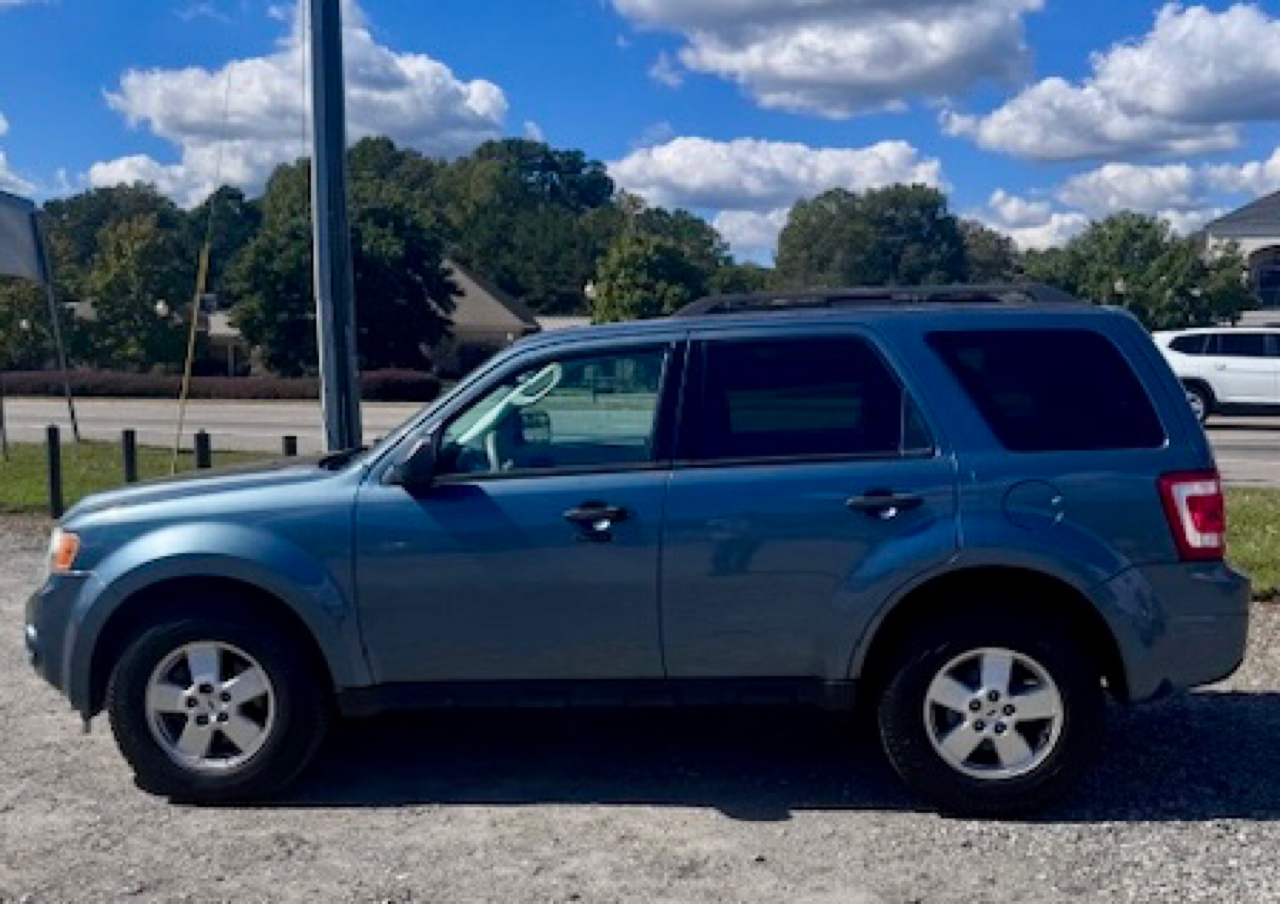 Ford Escape XLT FWD 2011 Ford Escape XLT FWD 2011