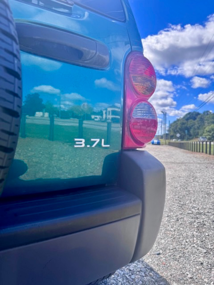 Jeep Liberty Sport 4WD 2004 Jeep Liberty Sport 4WD 2004