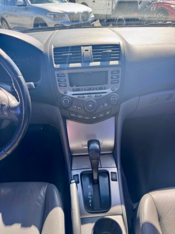 Honda Accord EX V-6 Sedan AT w/ XM Radio 2006 Honda Accord EX V-6 Sedan AT w/ XM Radio 2006
