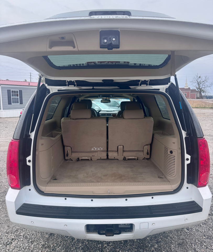 GMC Yukon XL SLT 1/2 Ton 2WD 2014