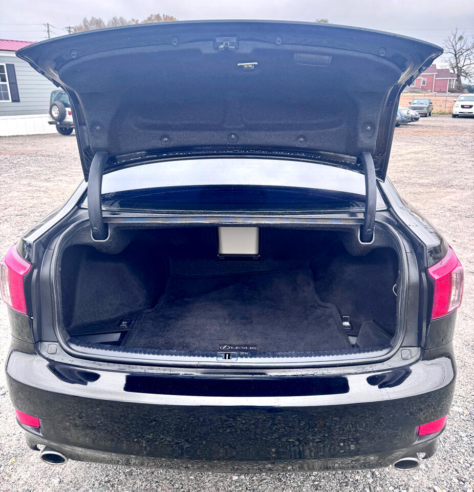 Lexus IS 250 RWD 2012