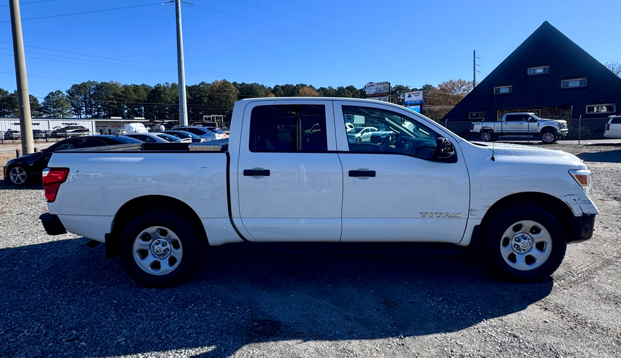 Nissan Titan S Crew Cab 4WD 2018