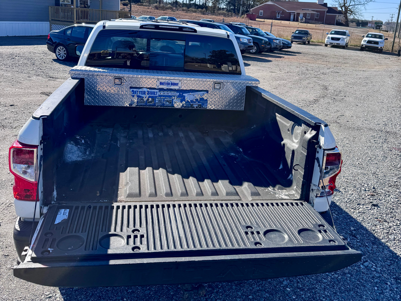 Nissan Titan S Crew Cab 4WD 2018