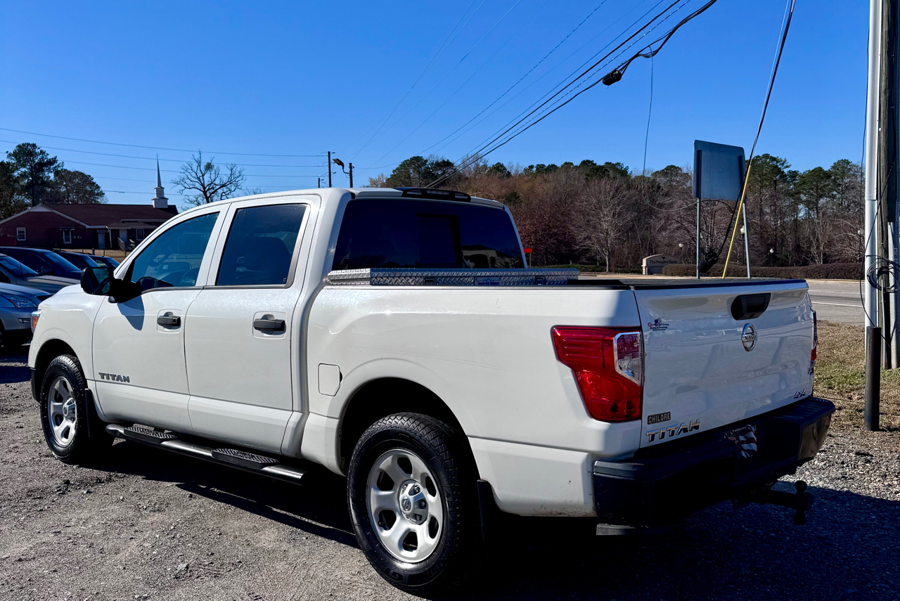 Nissan Titan S Crew Cab 4WD 2018