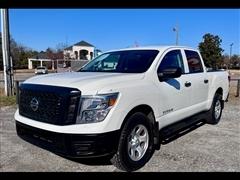 2018 Nissan Titan 
