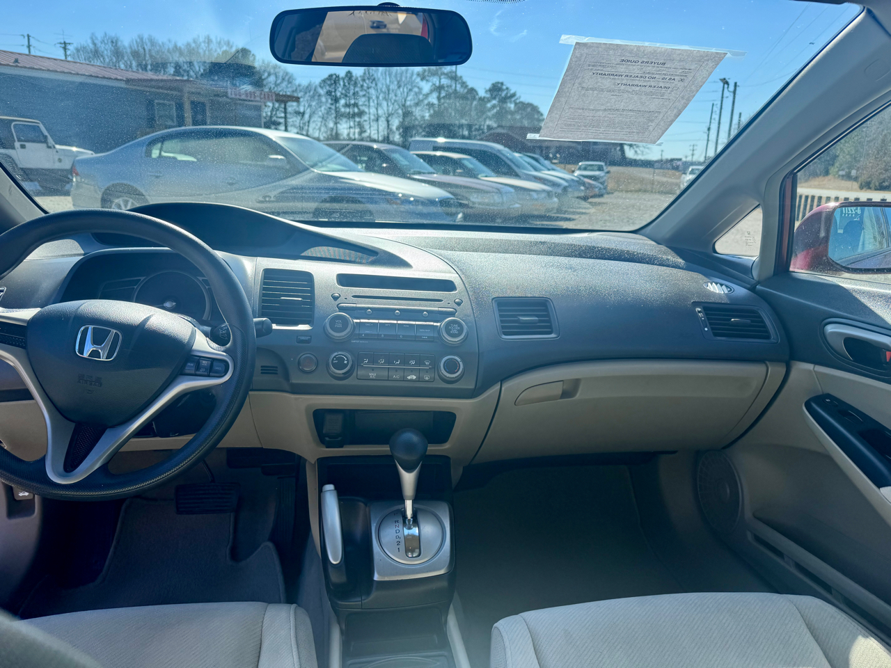 Honda Civic LX Sedan 5-Speed AT 2011