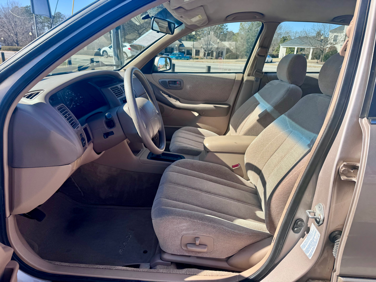 Toyota Avalon XL 1997