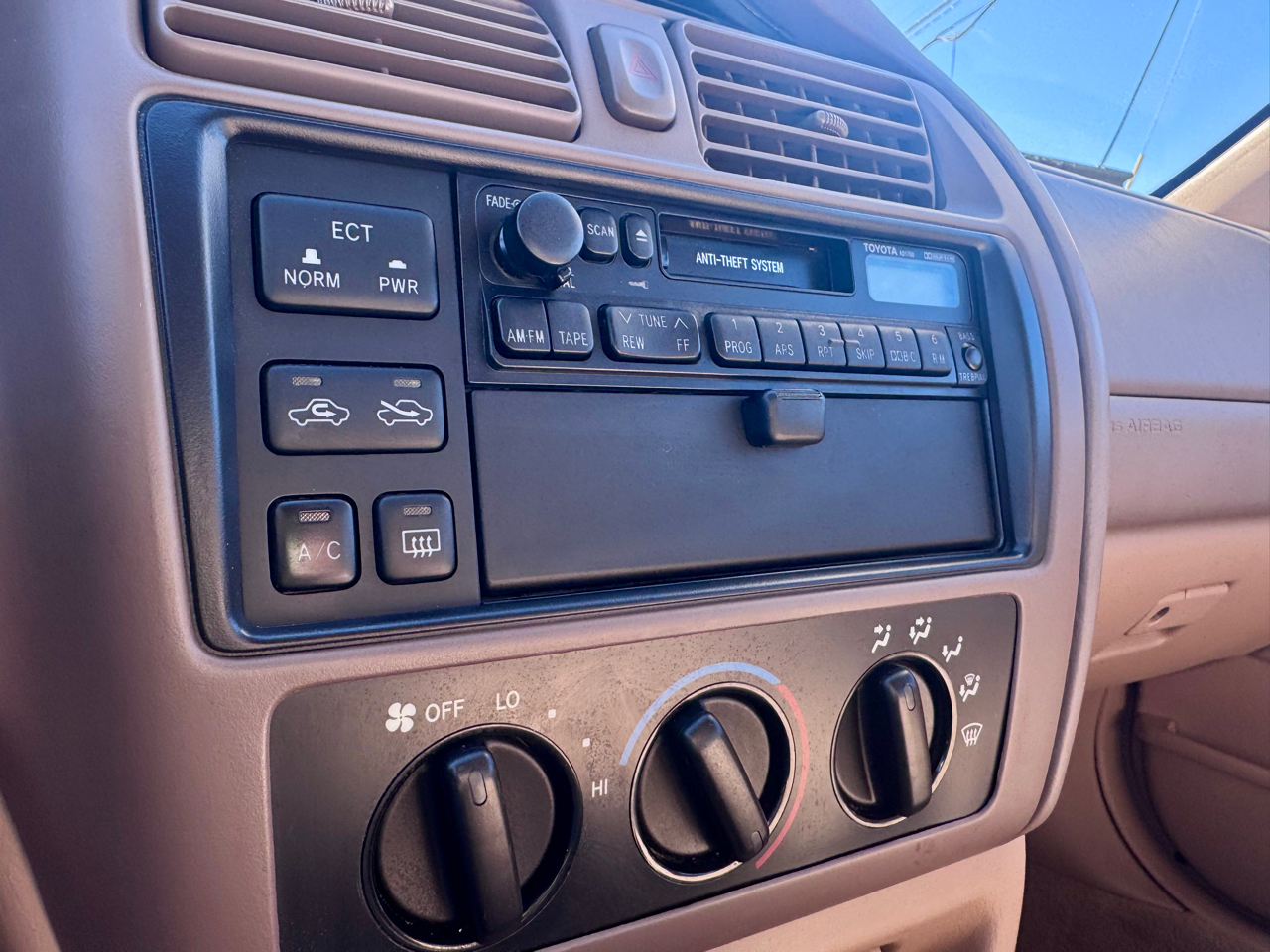 Toyota Avalon XL 1997