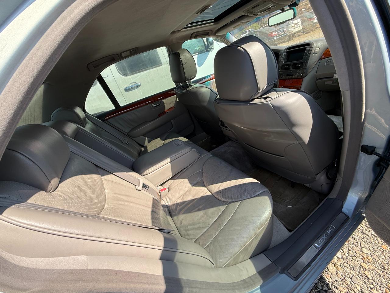 Lexus LS 430 Sedan 2003