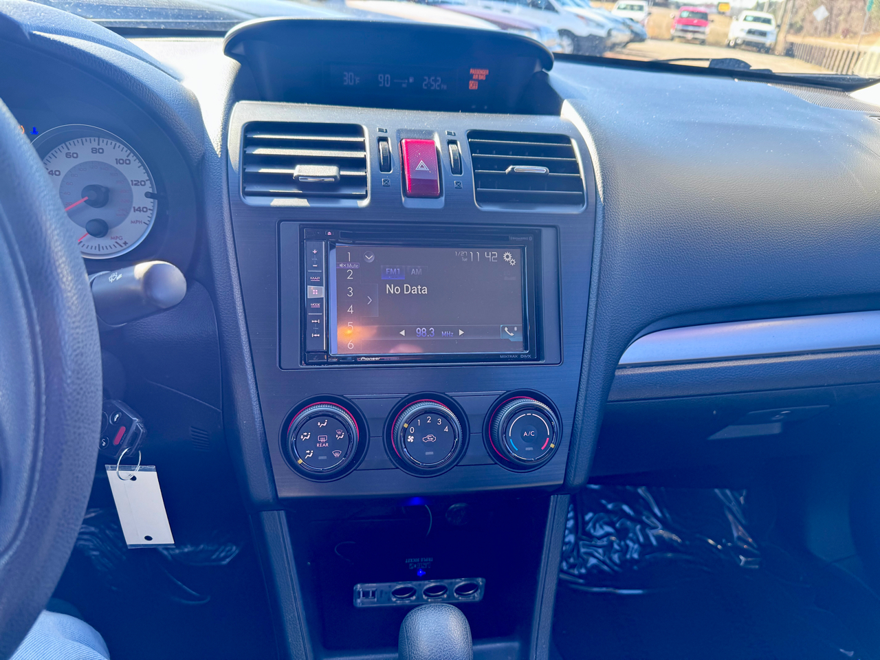 Subaru Impreza Base 4-Door 2012