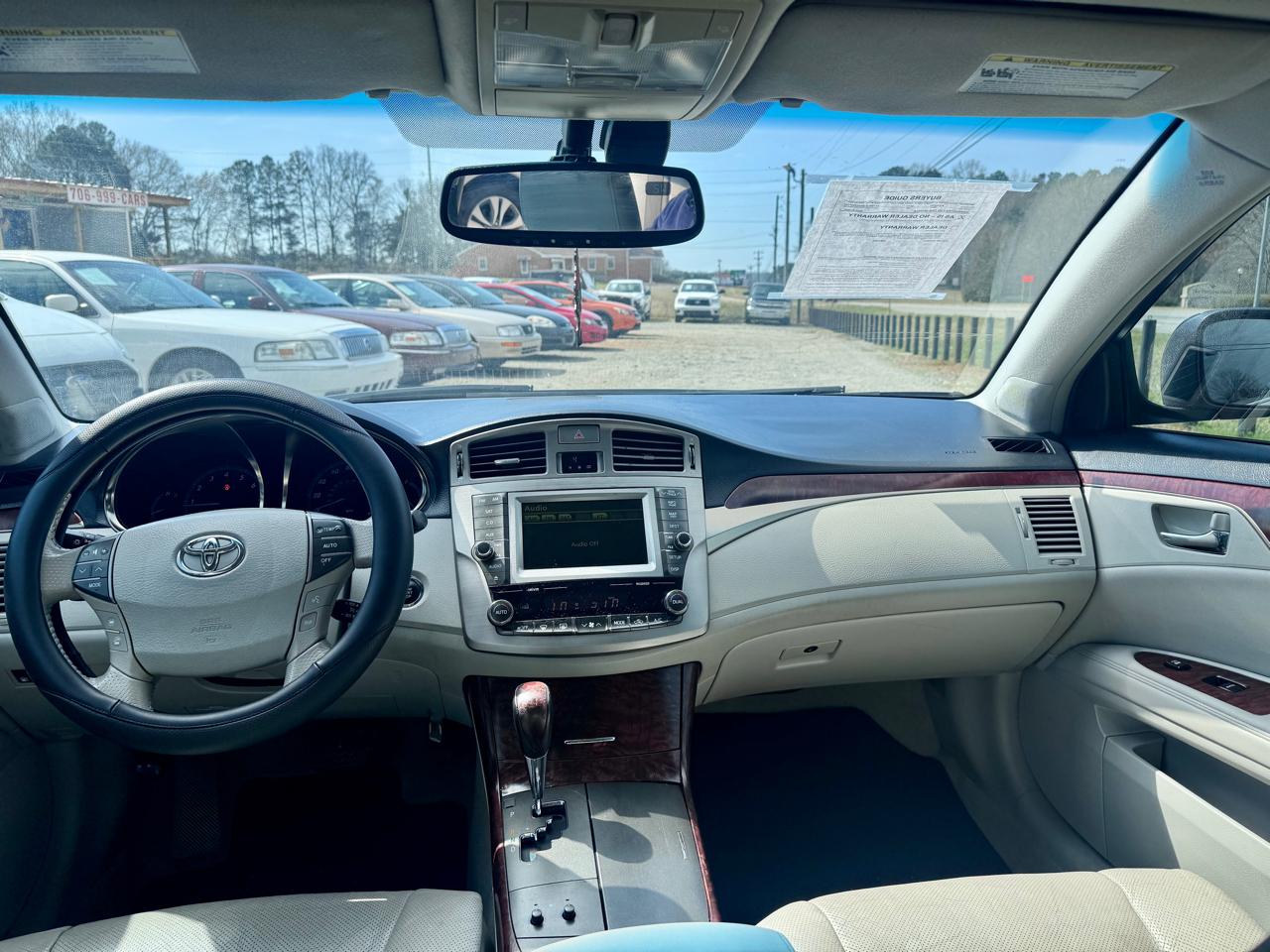 Toyota Avalon Base 2011