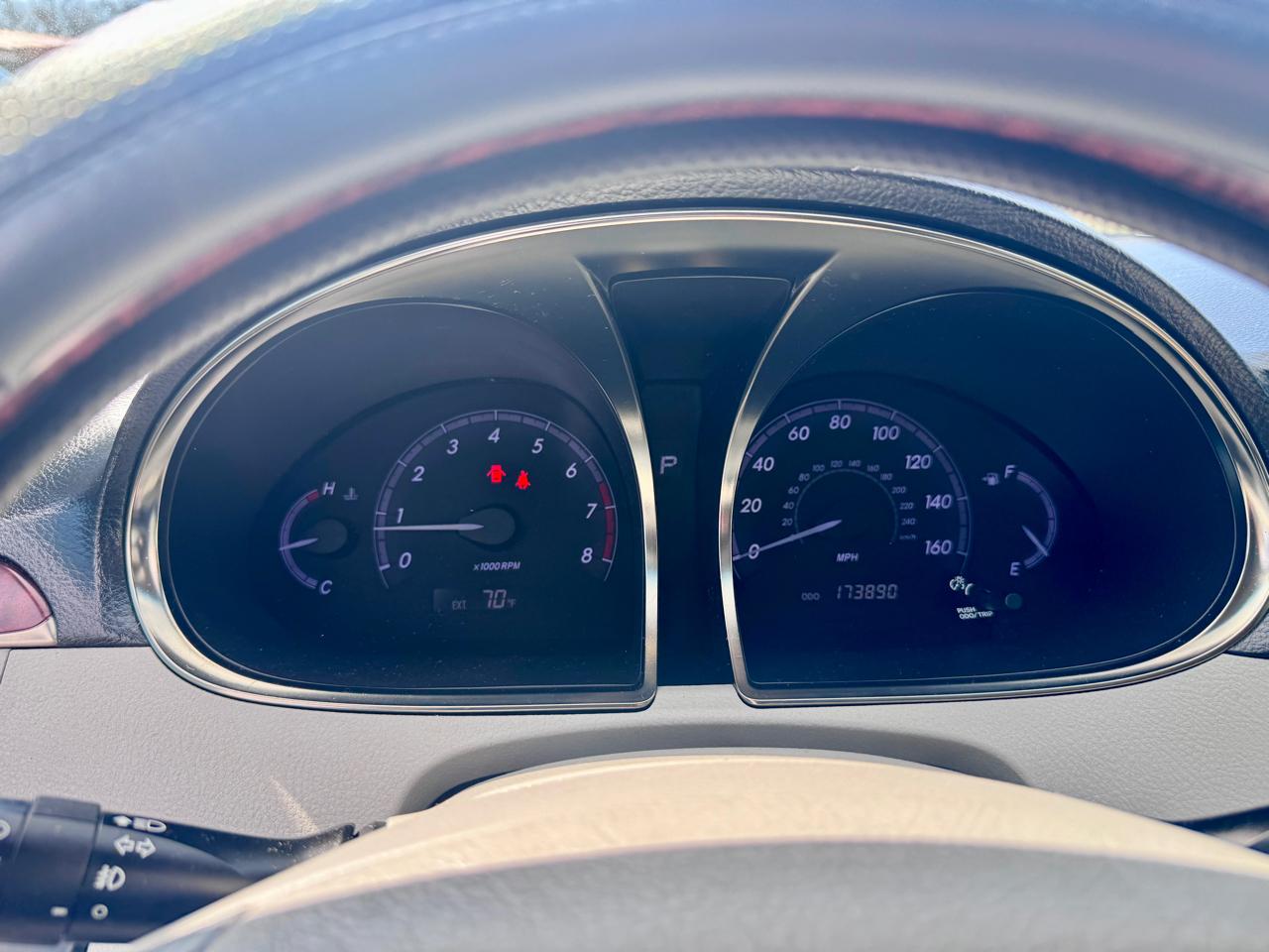 Toyota Avalon Base 2011