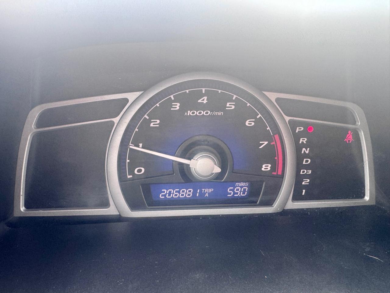 Honda Civic EX Coupe 5-Speed AT 2011