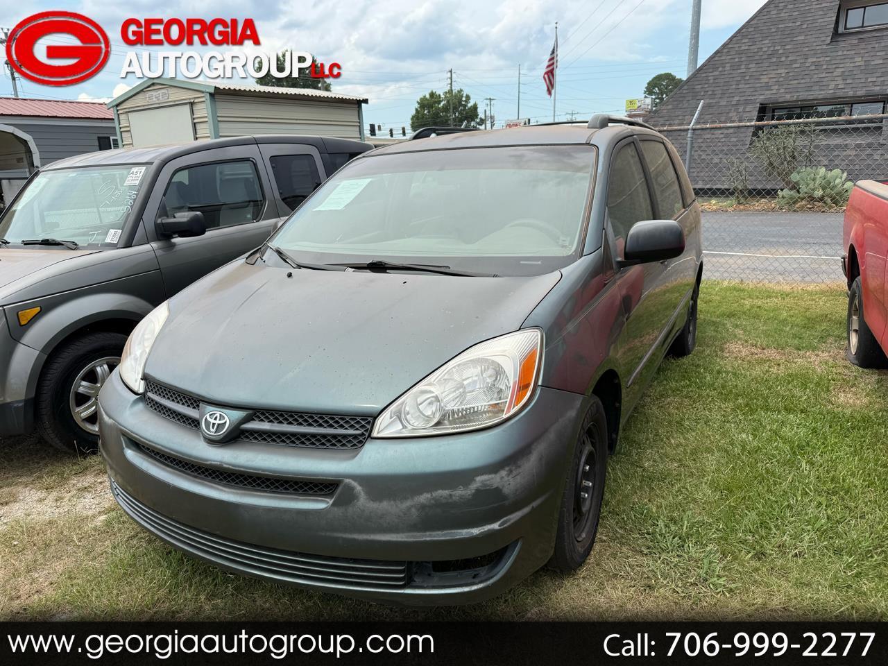 Toyota Sienna LE - 7 Passenger Seating 2005