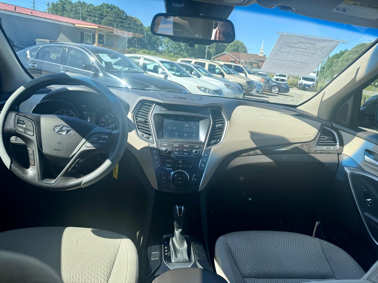 Hyundai Santa Fe SE FWD 2018