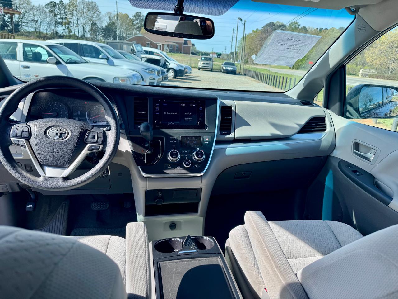 Toyota Sienna LE FWD 8-Passenger V6 2015