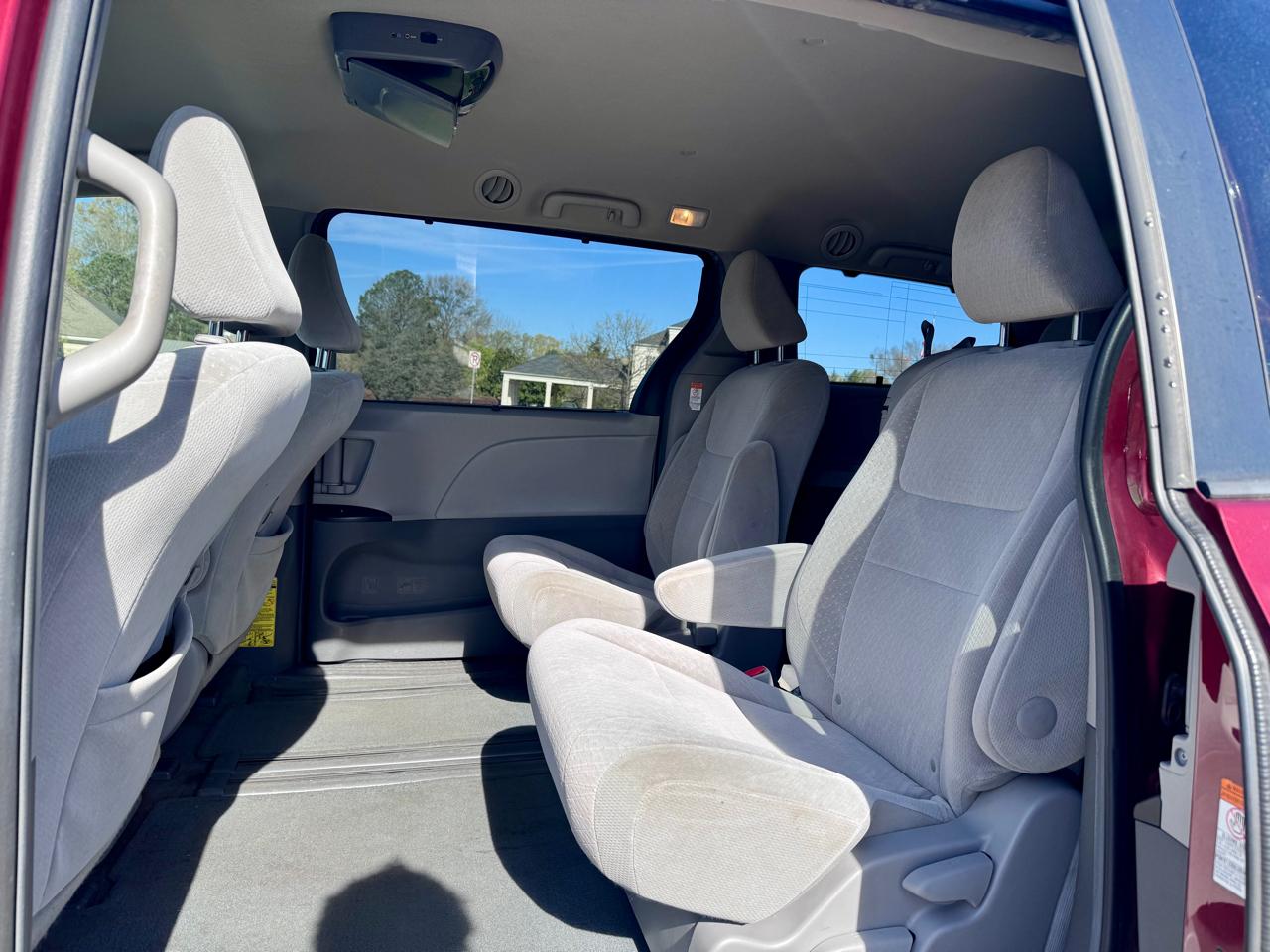 Toyota Sienna LE FWD 8-Passenger V6 2015