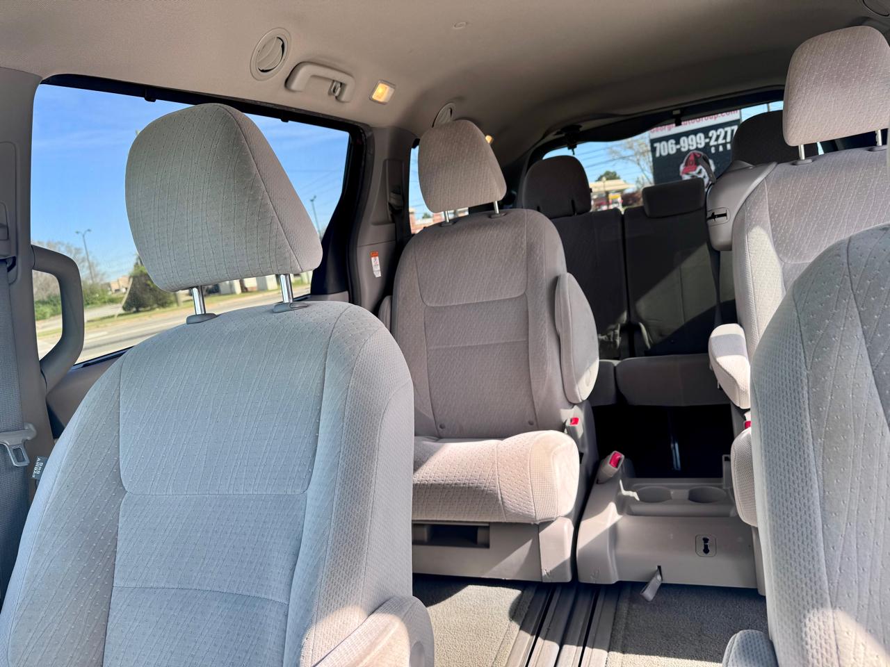 Toyota Sienna LE FWD 8-Passenger V6 2015