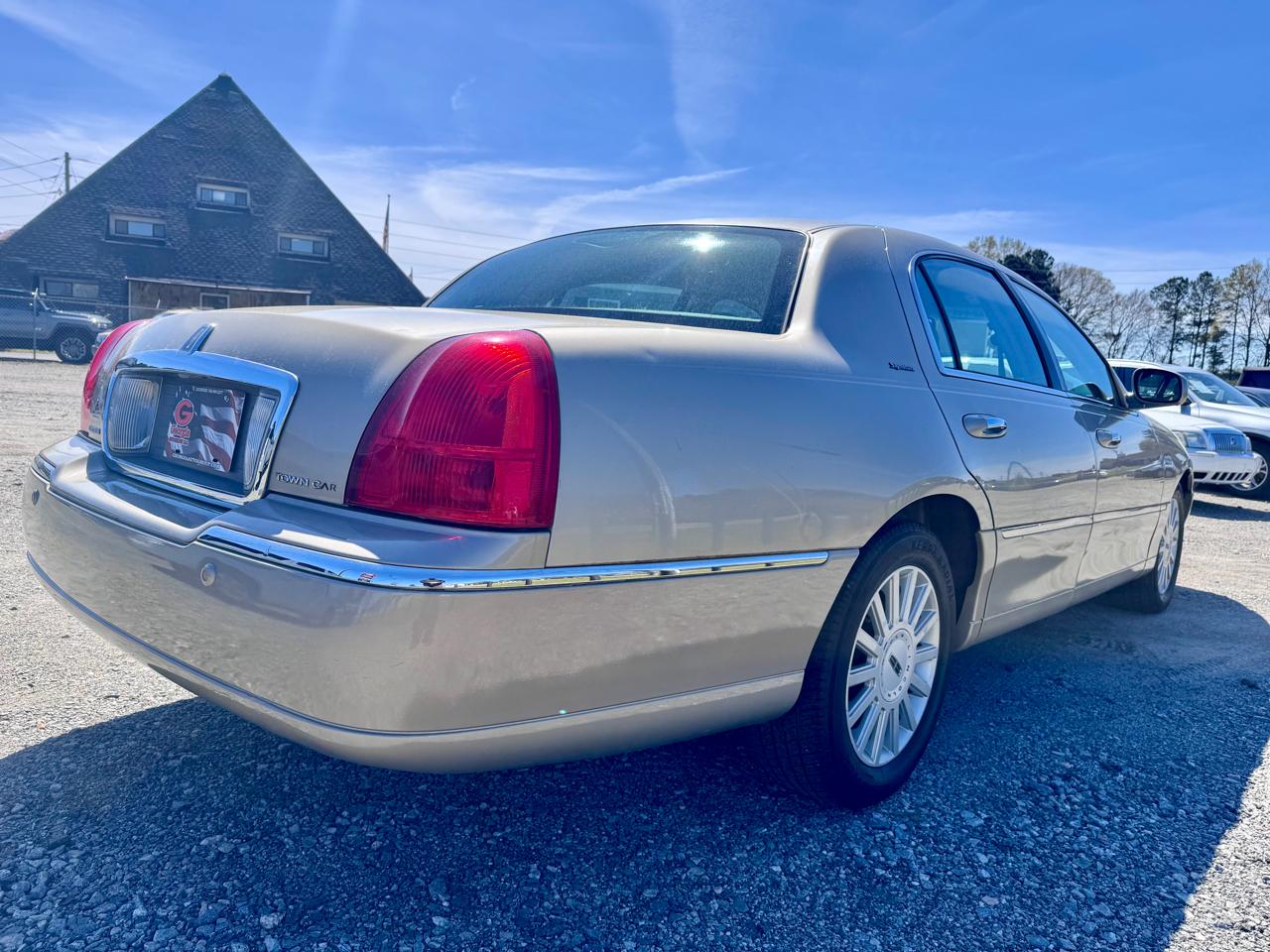 Lincoln Town Car Signature 2005