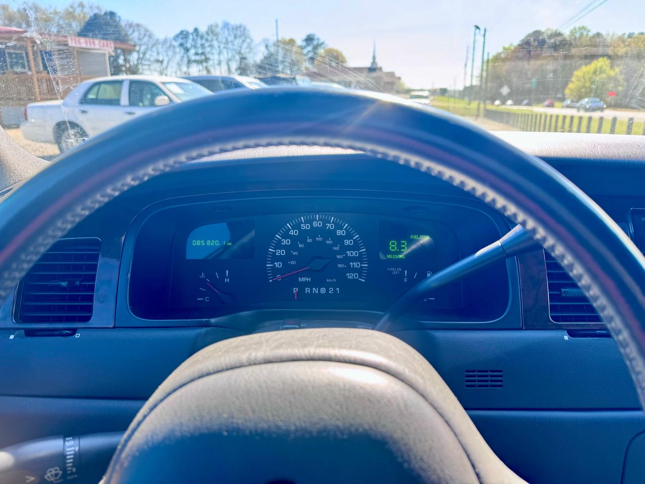 Lincoln Town Car Limousine 2000