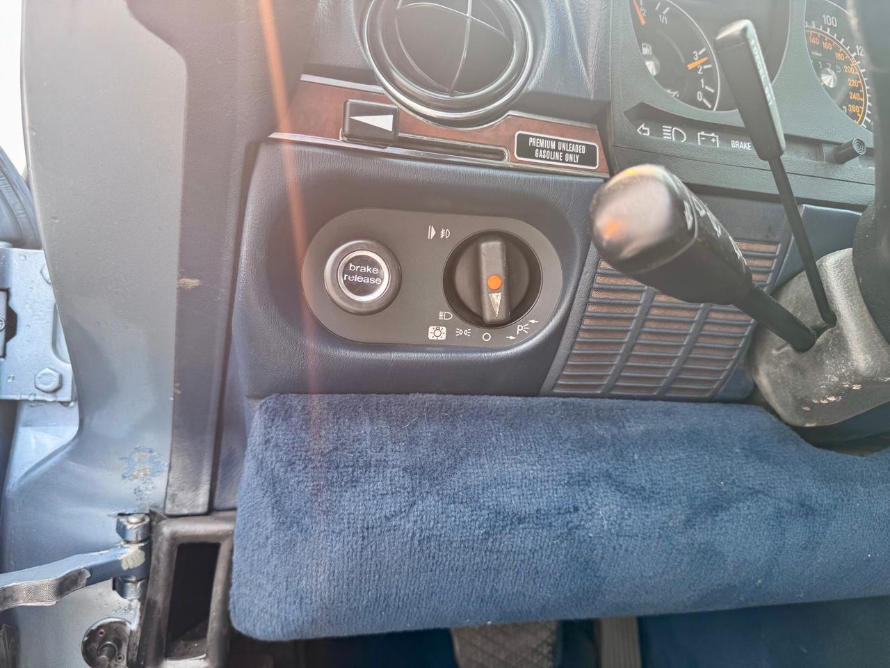 Mercedes-Benz 560 SL coupe 1989