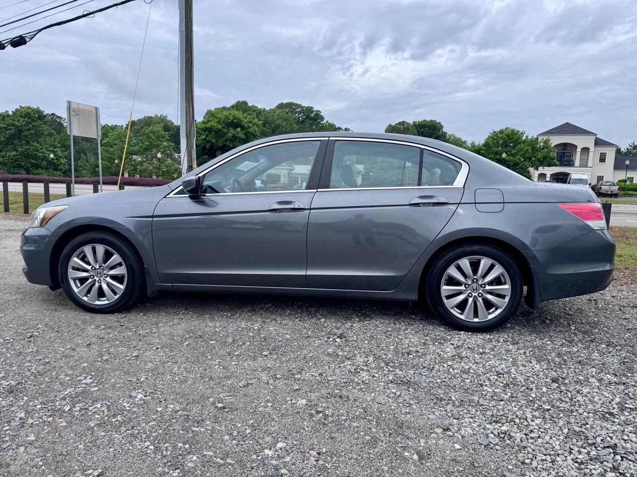 Honda Accord EX Sedan AT 2012