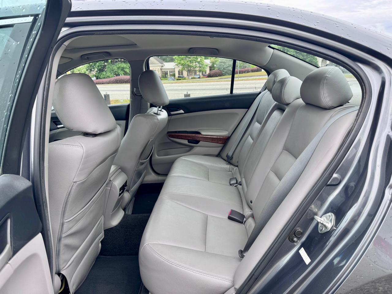 Honda Accord EX Sedan AT 2012