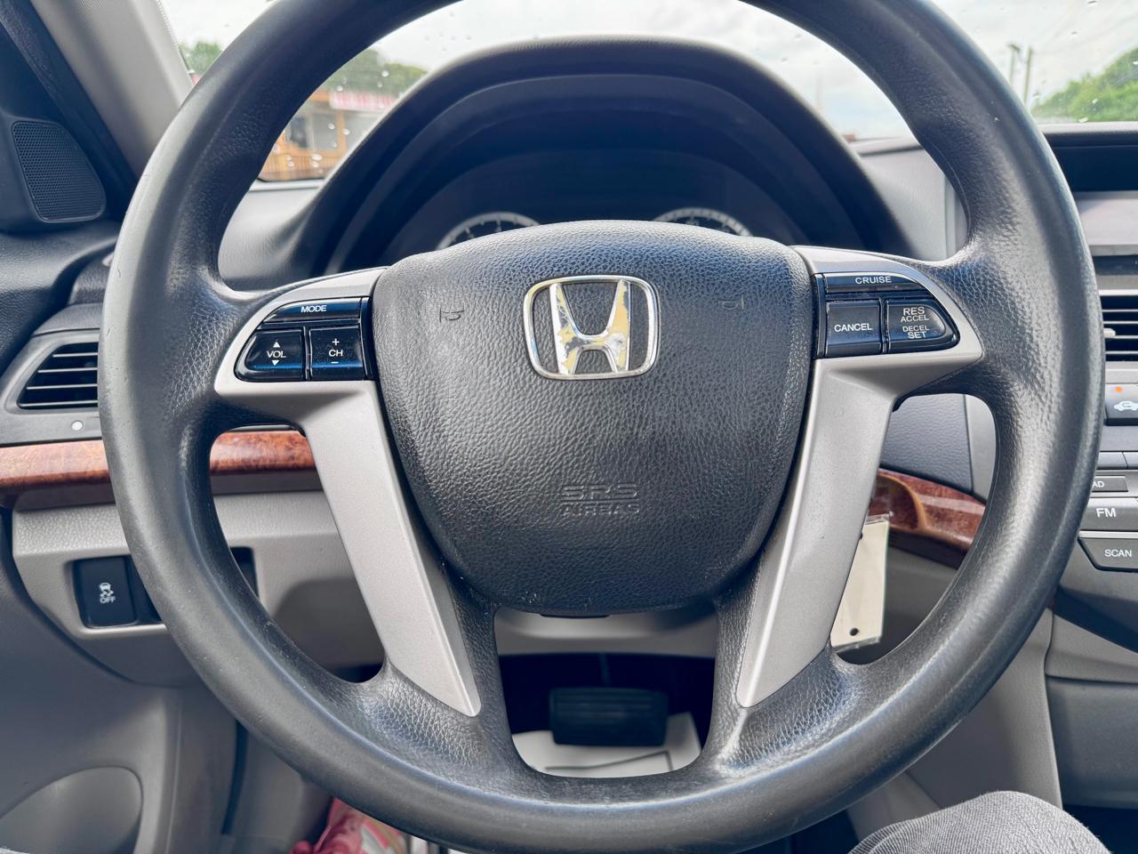 Honda Accord EX Sedan AT 2012