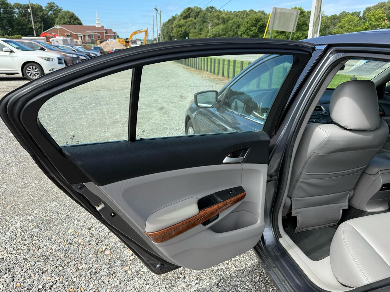Honda Accord EX Sedan AT 2012