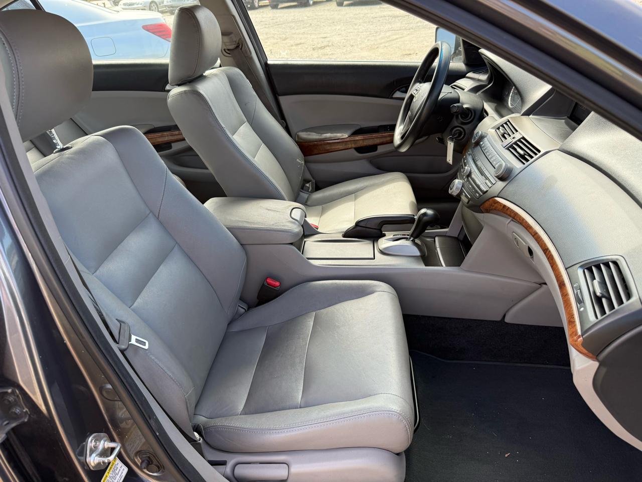 Honda Accord EX Sedan AT 2012